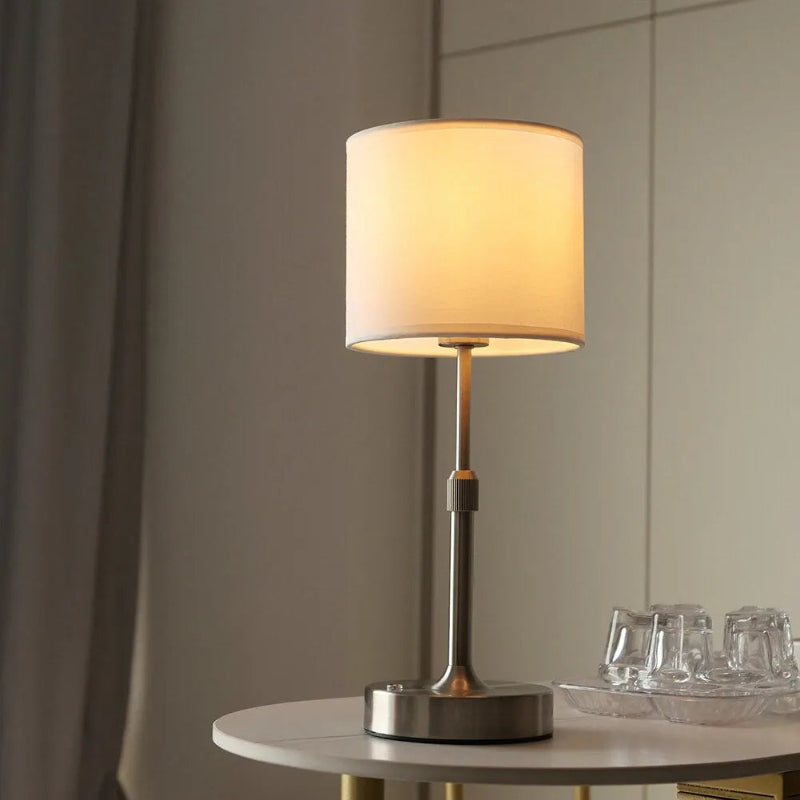 Nachttischlampe Lesen