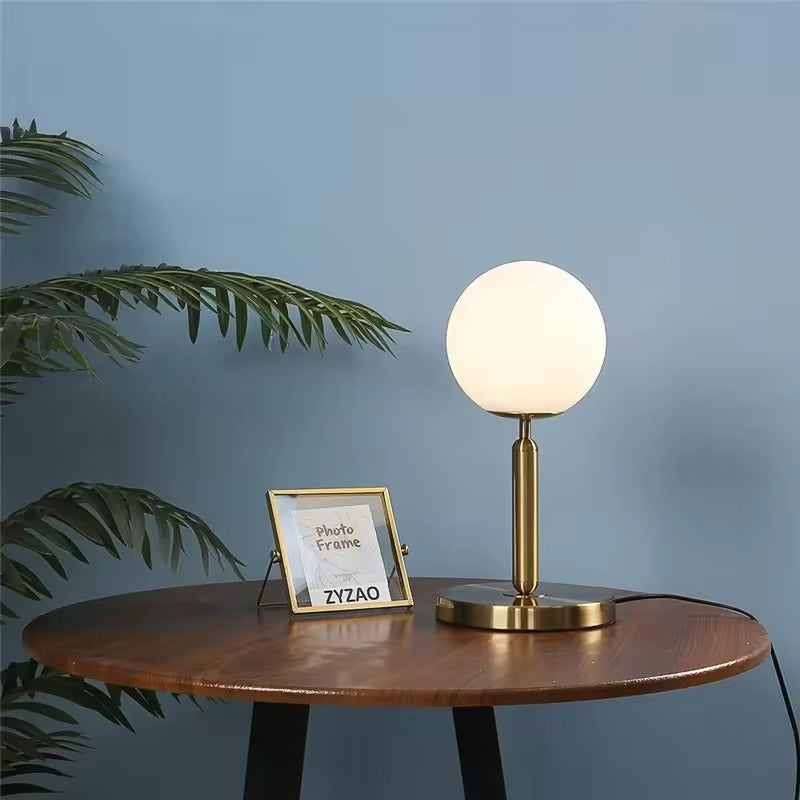 Nachttischlampe Minimalistisch