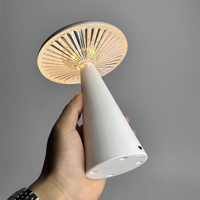 Nachttischlampe Pilzform
