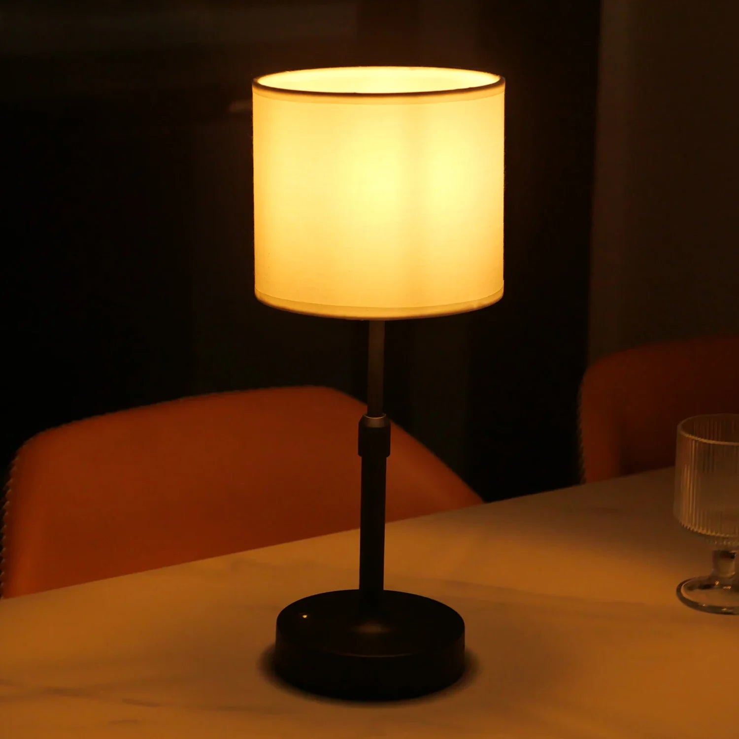 Nachttischlampe Schwarz