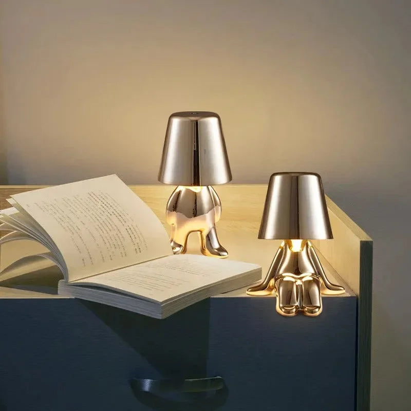 Nachttischlampe Figur