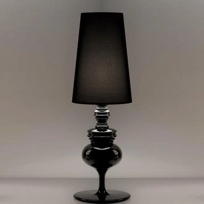 Nachttischlampe mit Kabelschalter