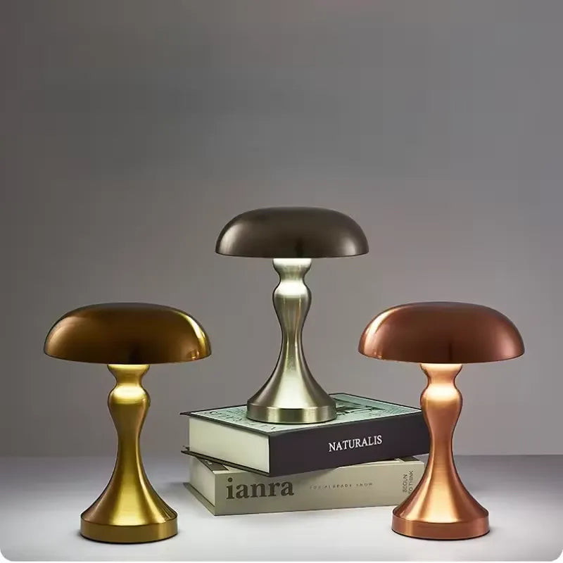 Schöne Nachttischlampe